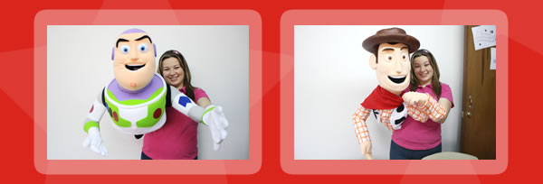Titeres gigantes y teatrinos inflables para fiestas infantiles.